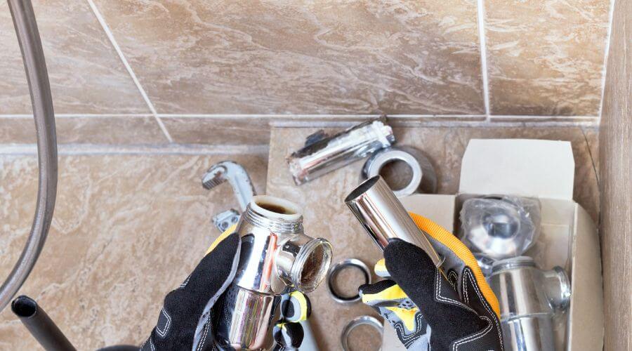Professional gutter cleaning in Dothan, AL